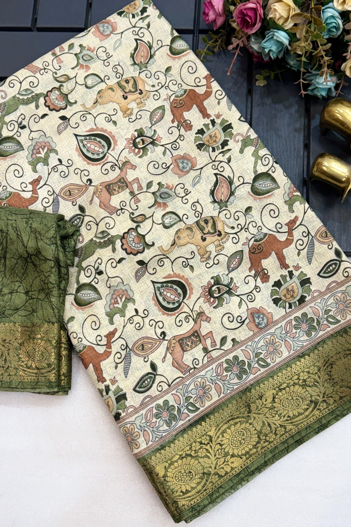 Ivory Kalamkari Saree with Olive Green Zari Border