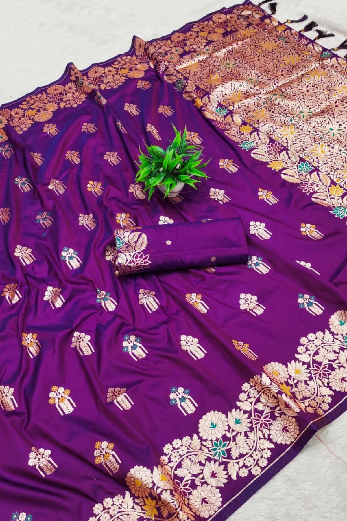 Royal Purple Dola Silk-Style Saree with Floral Zari Pallu